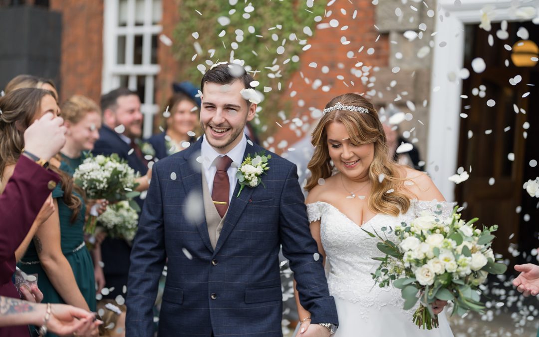 Expert Tips for Finding the Perfect Wedding Photographer in Cheshire